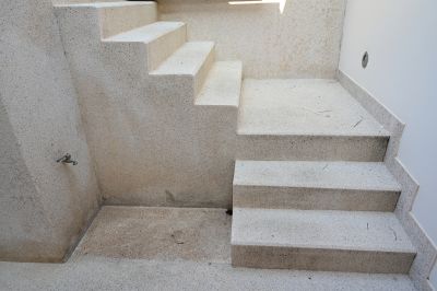 Who Does Concrete Steps Resurfacings